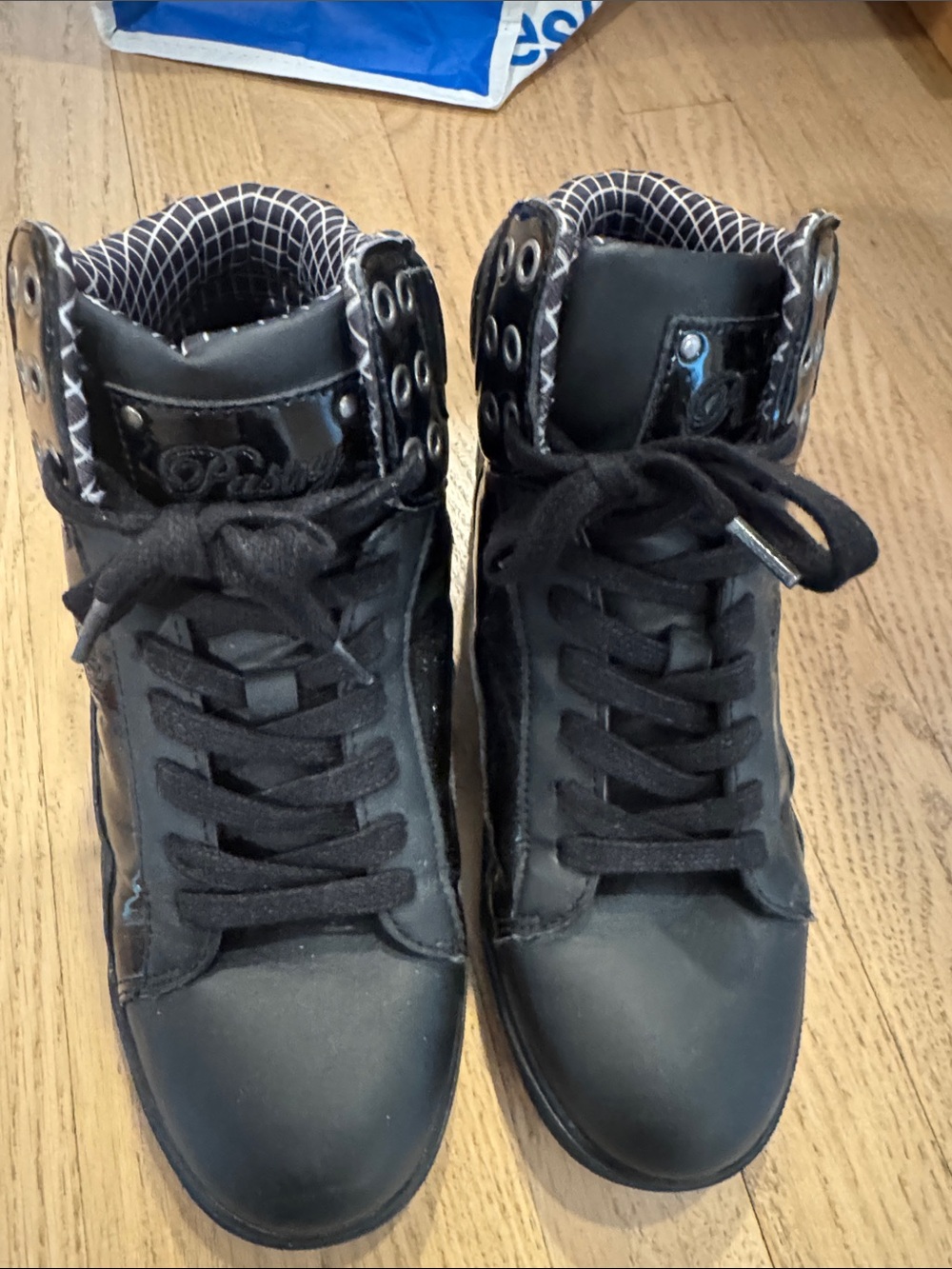 Pastry Black High-Top Women's Sneakers with Patterned Lining